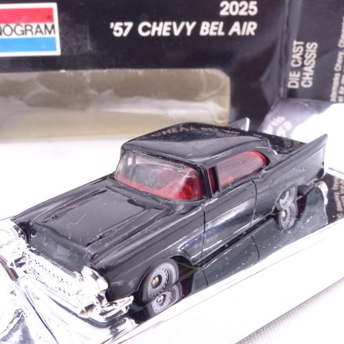 Monogram revell 87 2025 - monogram, /